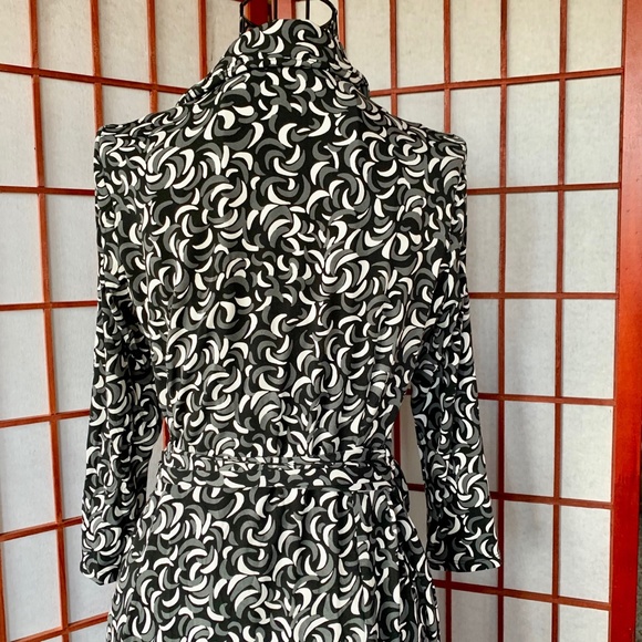 Nine West Patterned Wrap Midi NWOT - Picture 2 of 7
